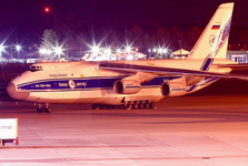 A Volga-Dnepr An-124-100 at night. (Volga-Dnepr) A Volga-Dnepr An-124-100 at night. (Volga-Dnepr)